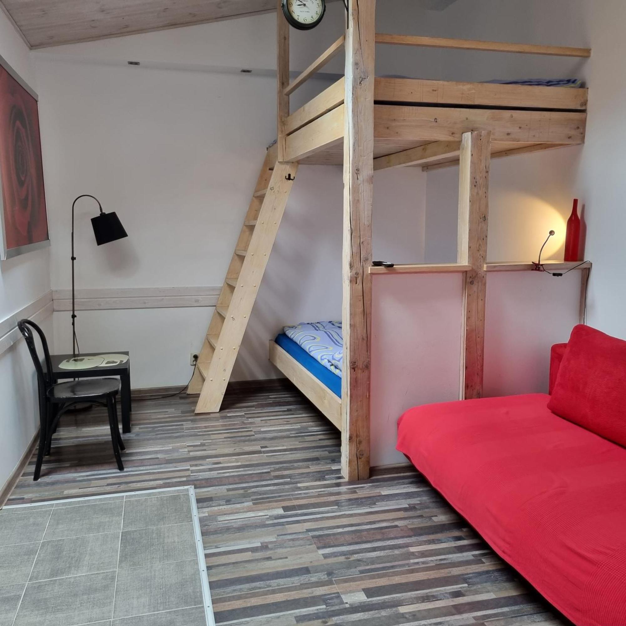 Pokoje I Apartamenty Przy Sosnowej 포다비 외부 사진